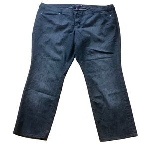 Torrid pants snake print women’s 26 black metallic stretch comfort reptile print